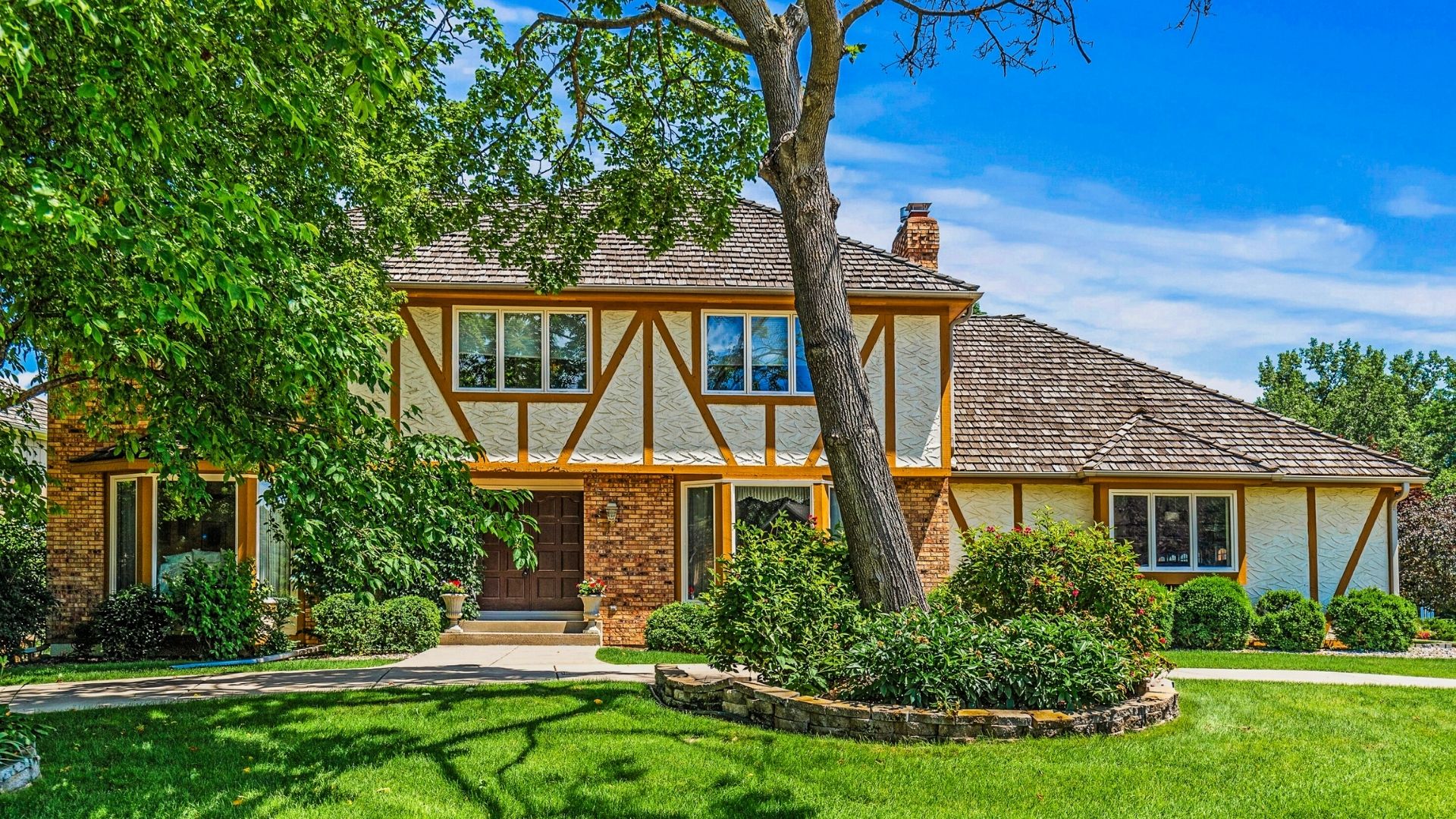 7419 Hyde Park Drive Edina MN