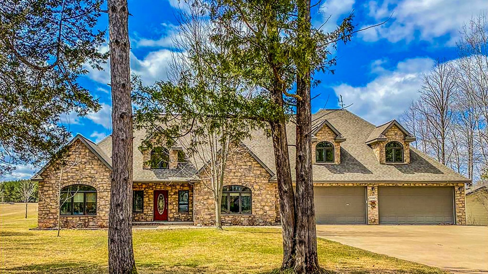 19945 Edgewater Road Pine City MN