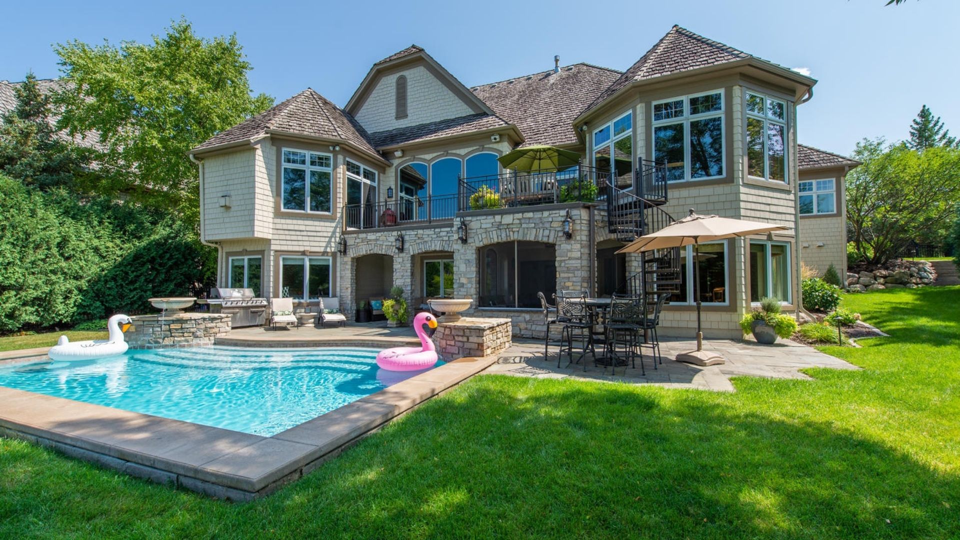 18370 Nicklaus Way Eden Prairie MN