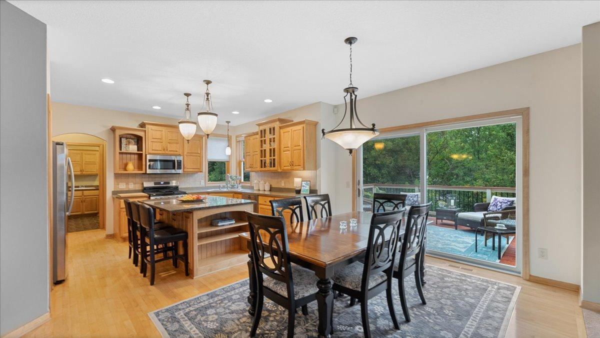 6 bedroom, 4 bathroom Residential for sale at 16586 73rd Avenue, Maple Grove, MN