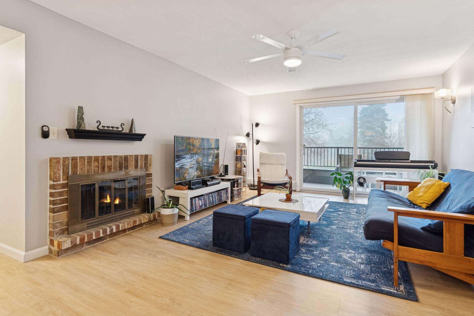 2210 Midland Grove Road Unit 209 Roseville MN 55113