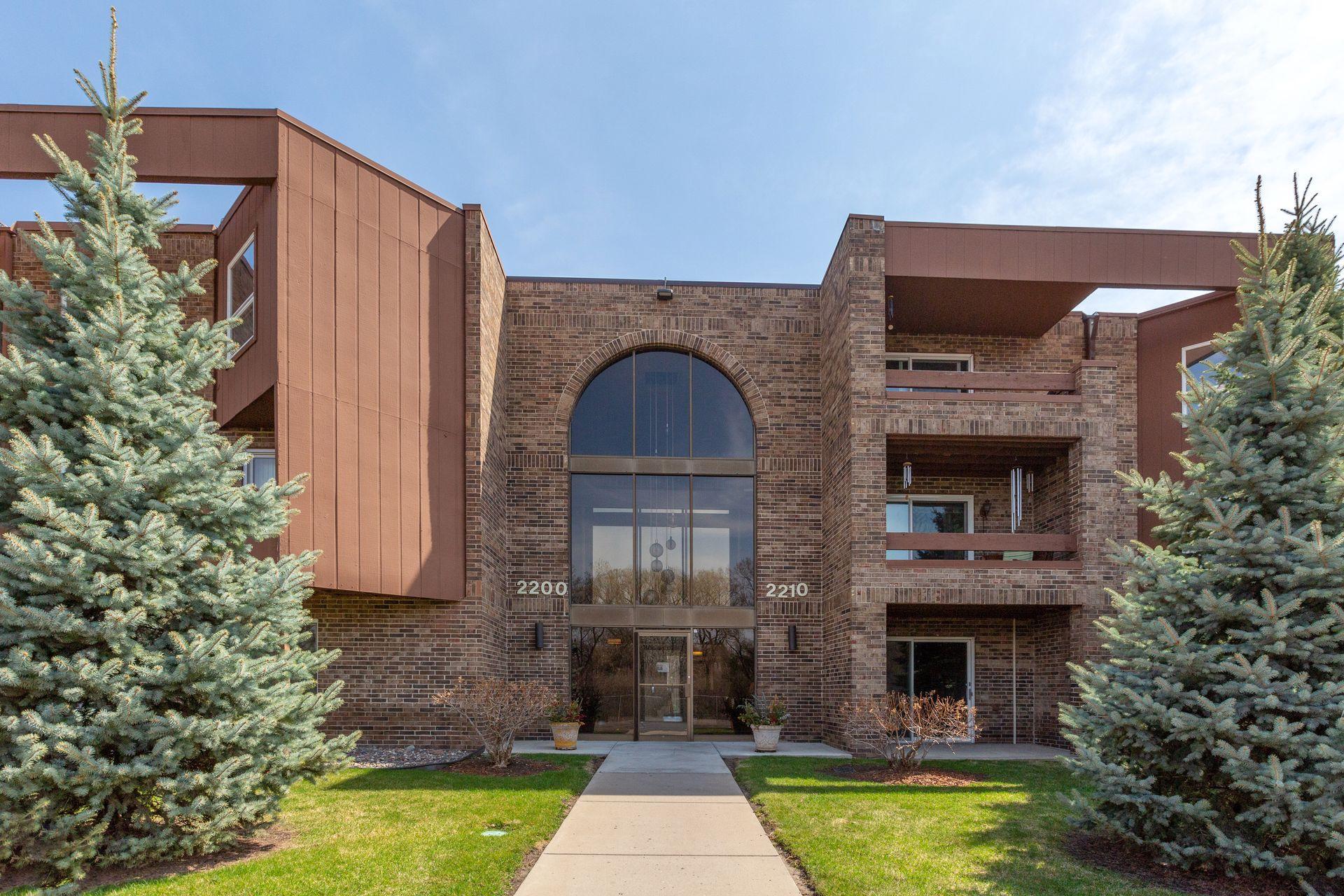 2210 Midland Grove Road Unit 209 Roseville MN 55113