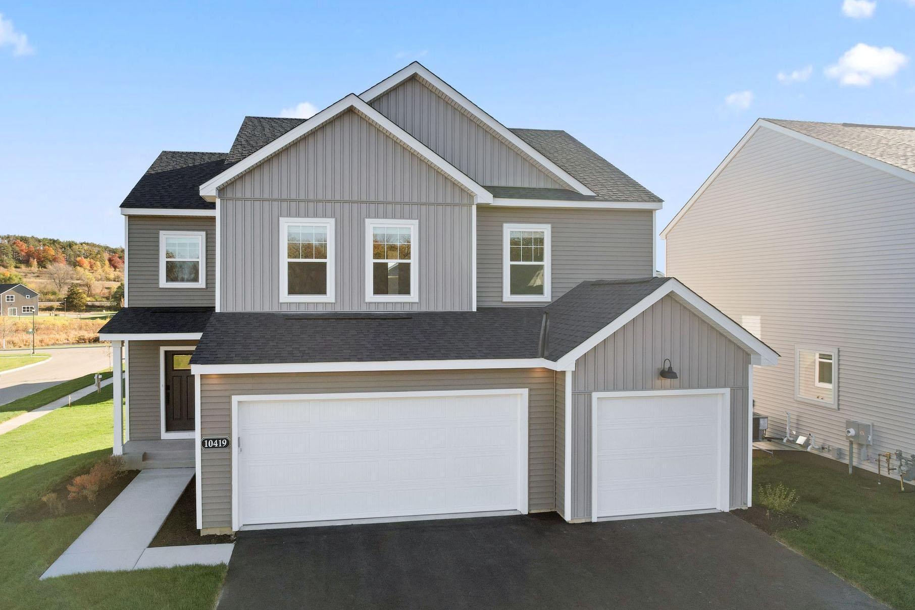 10517 Glenbrook Avenue Cottage Grove MN 55016