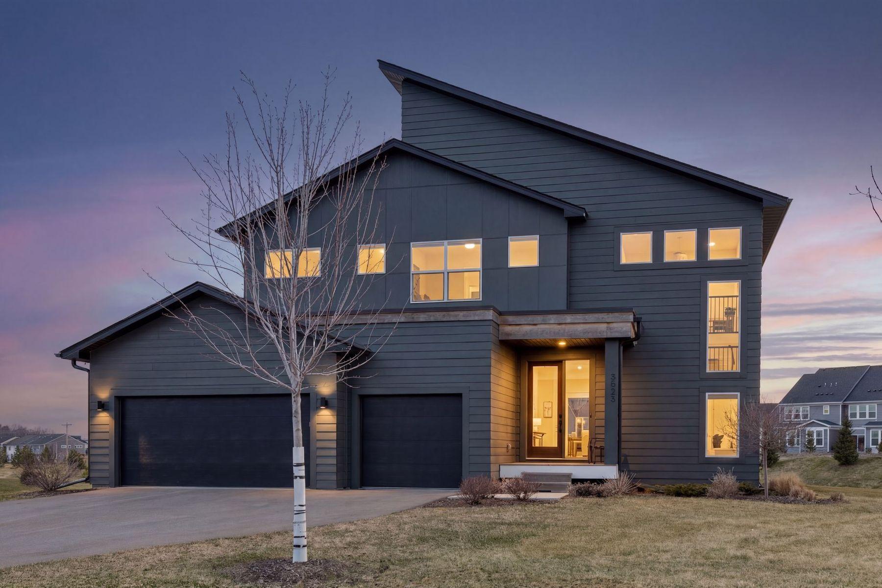 5028 Airlake Draw Woodbury MN 55129