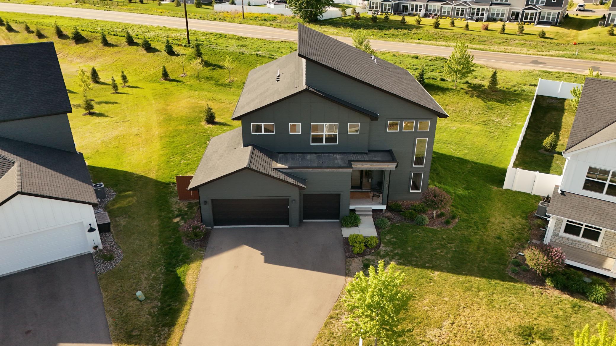 5028 Airlake Draw Woodbury MN 55129