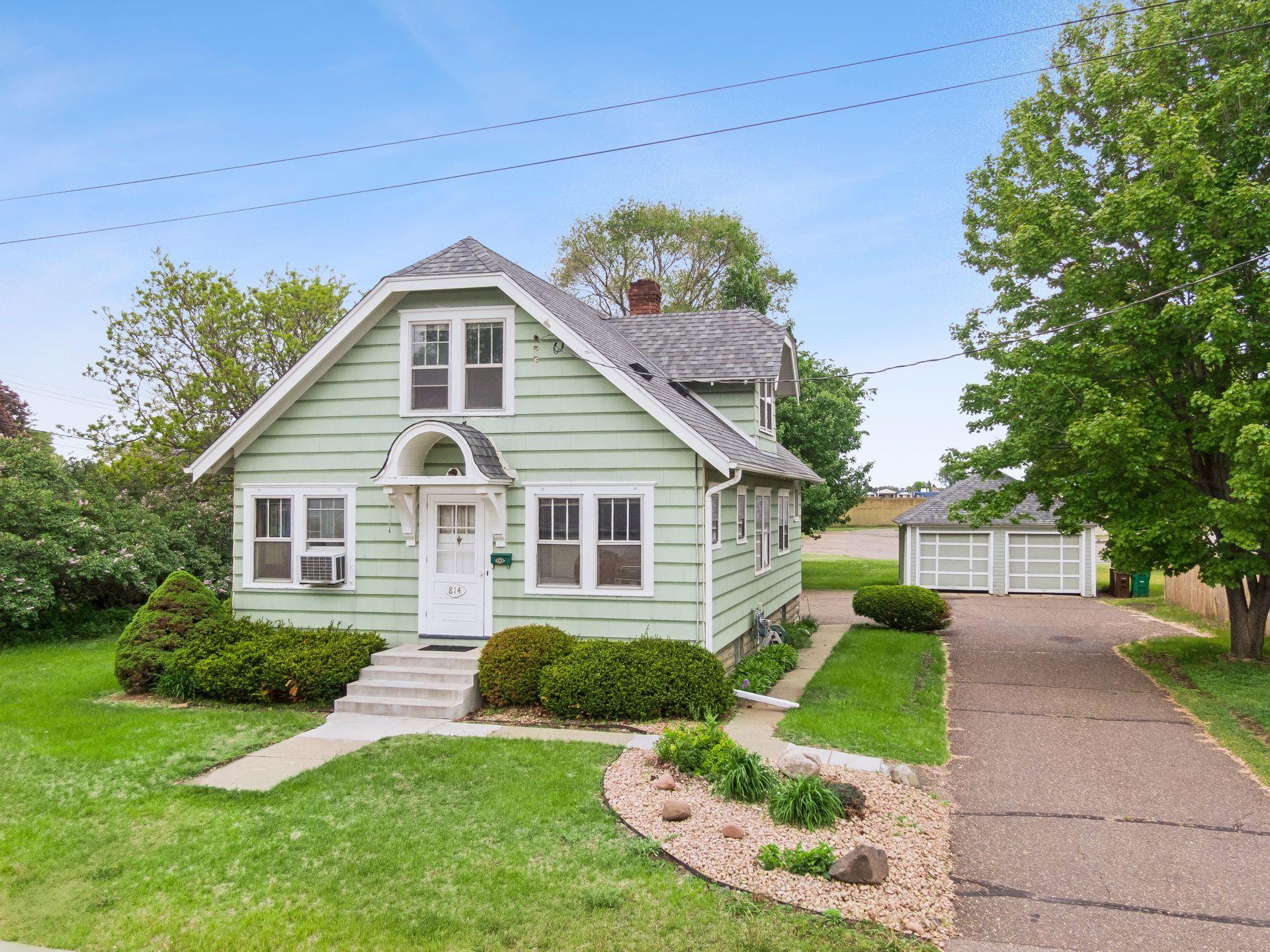 814 62nd Avenue Brooklyn Center MN 55430