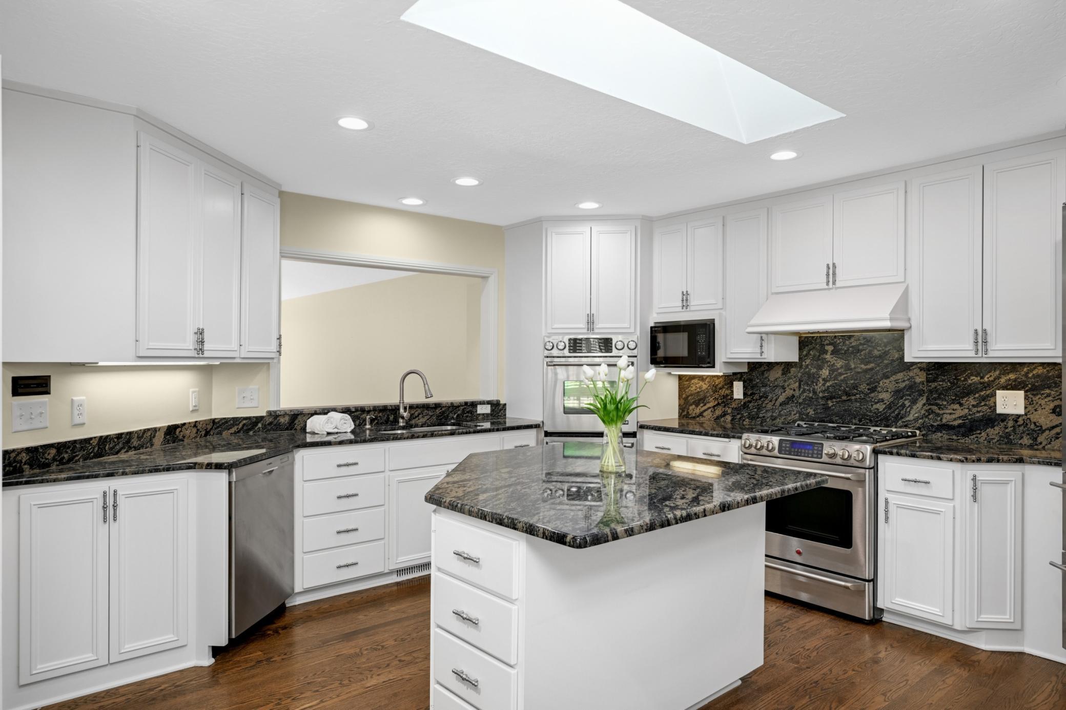 7798 Lochmere Terrace Edina MN 55439