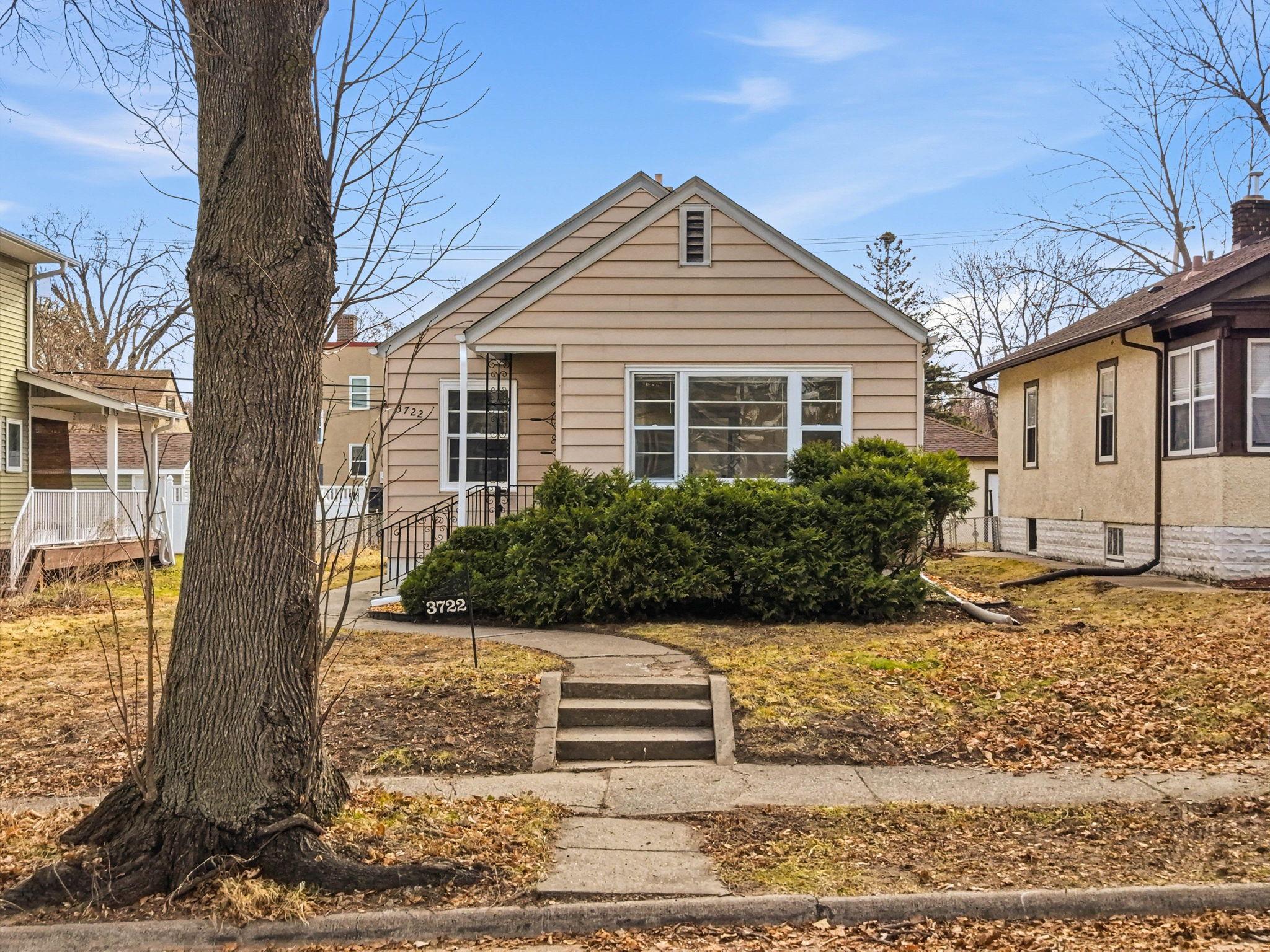 3722 Queen Avenue Minneapolis MN 55412
