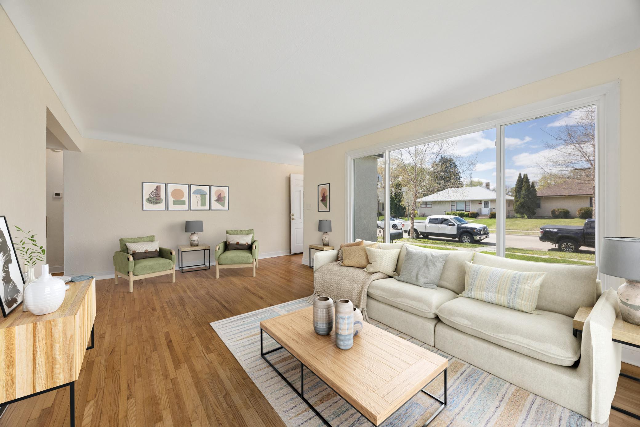 1652 Atlantic Street Saint Paul MN 55106