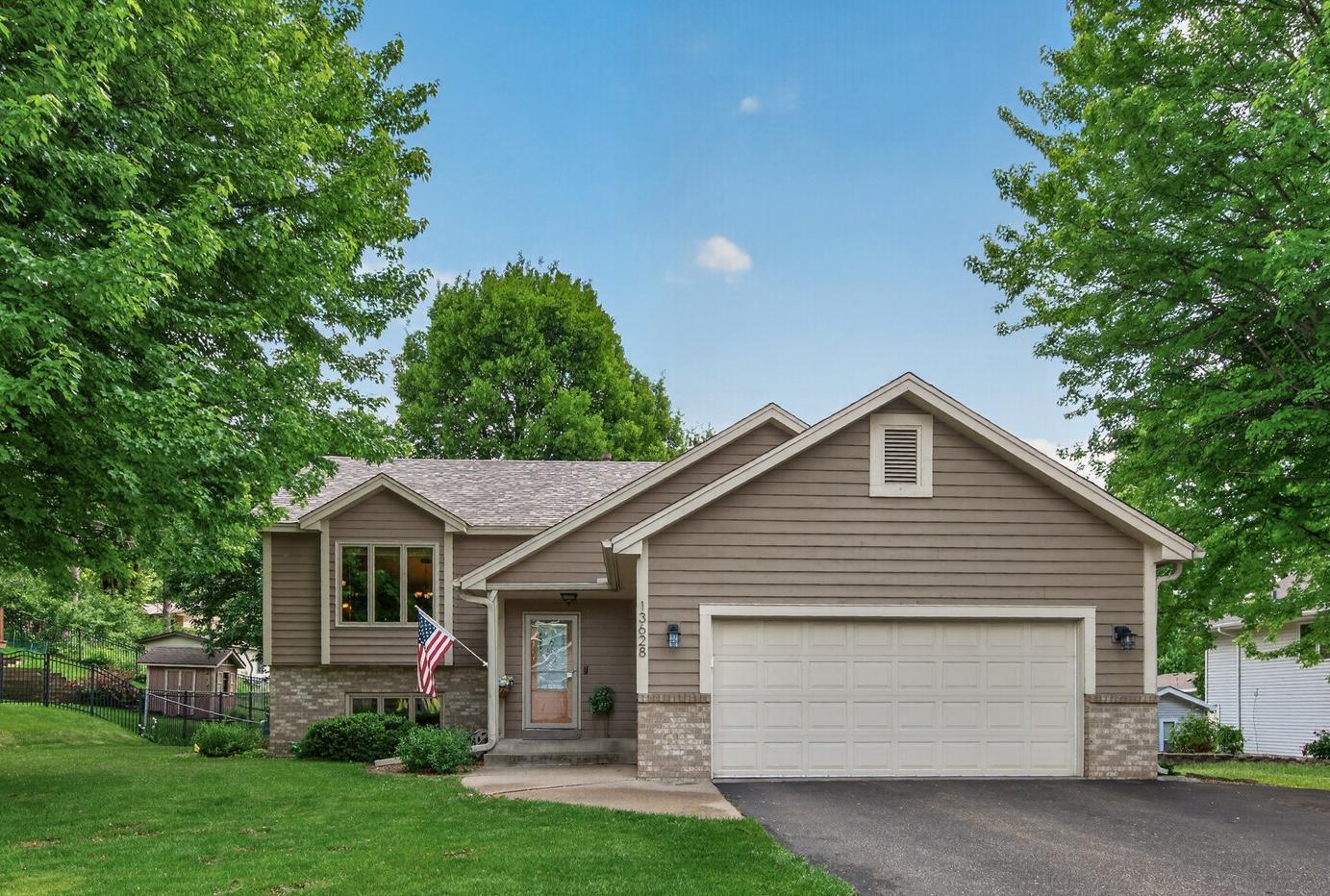 13628 Bryant Place Burnsville MN 55337