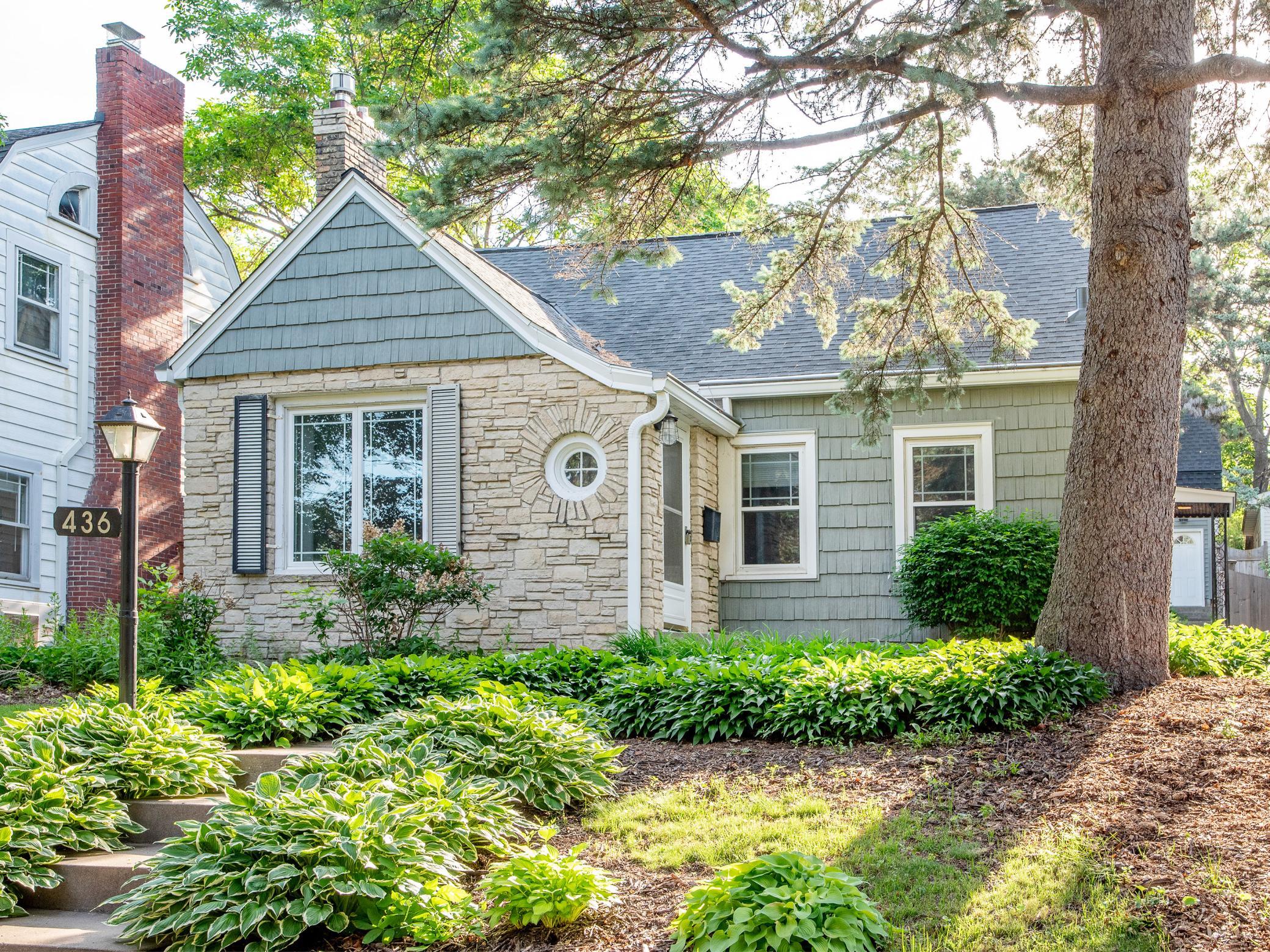436 Woodlawn Avenue Saint Paul MN 55105