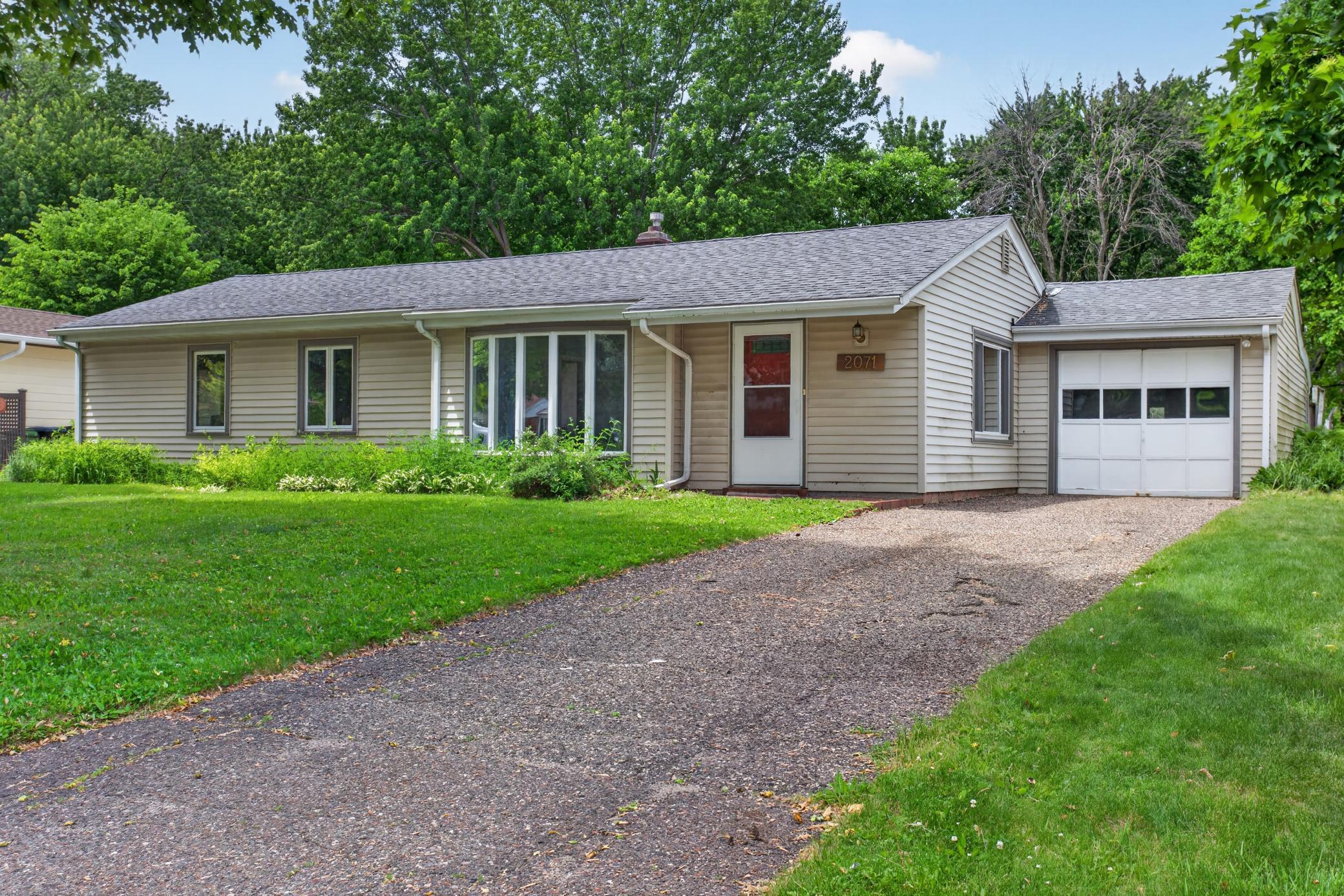 2071 Lindy Avenue Roseville MN 55113