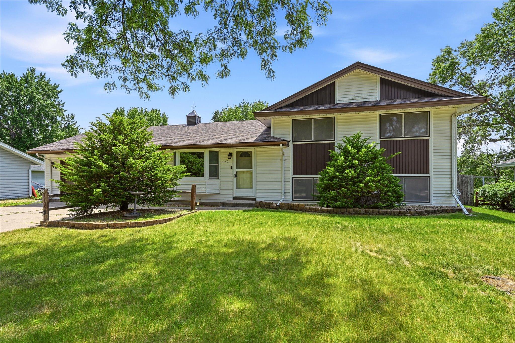 8142 Homestead Avenue Cottage Grove MN 55016