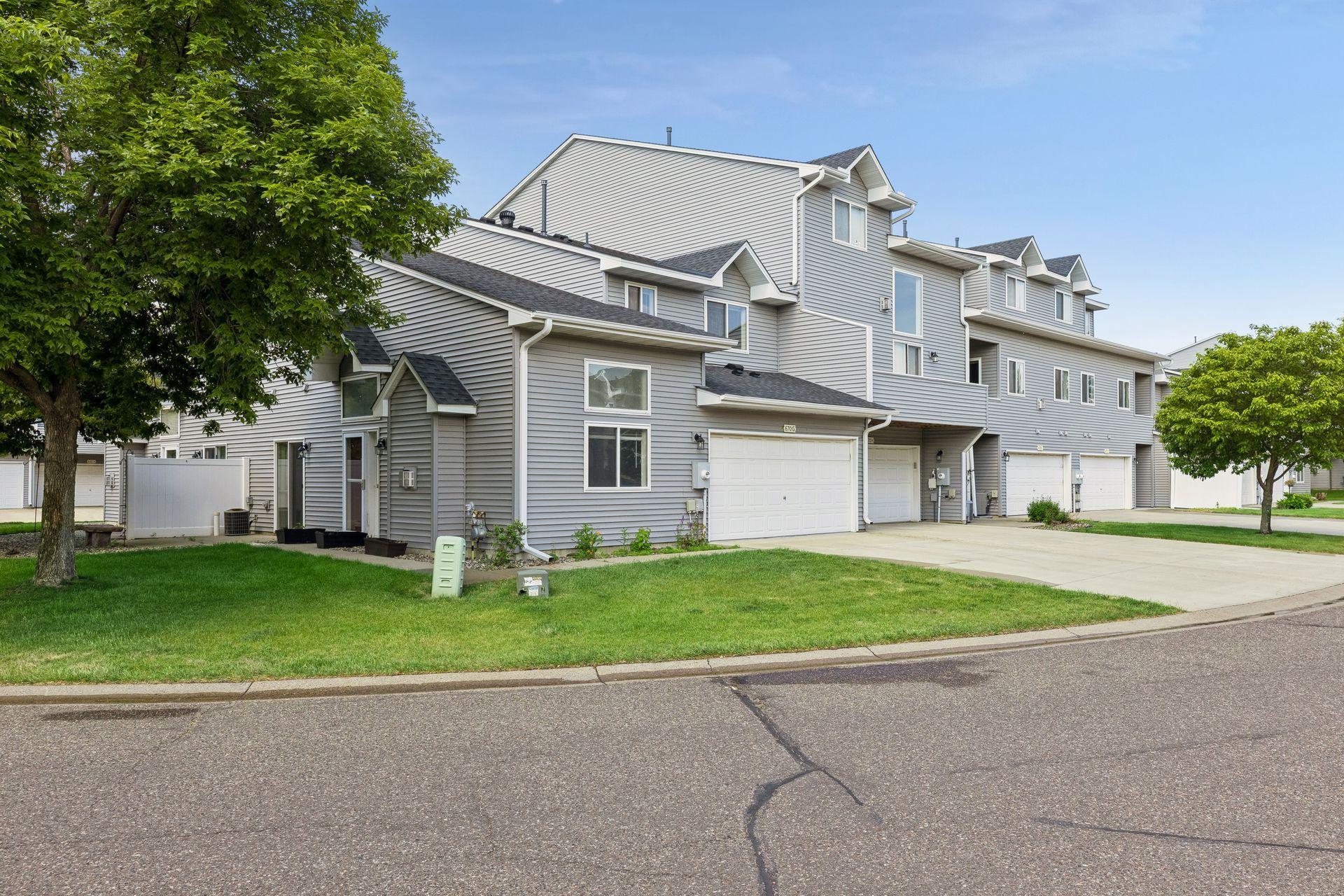 670 Kingfisher Lane Unit G Woodbury MN 55125