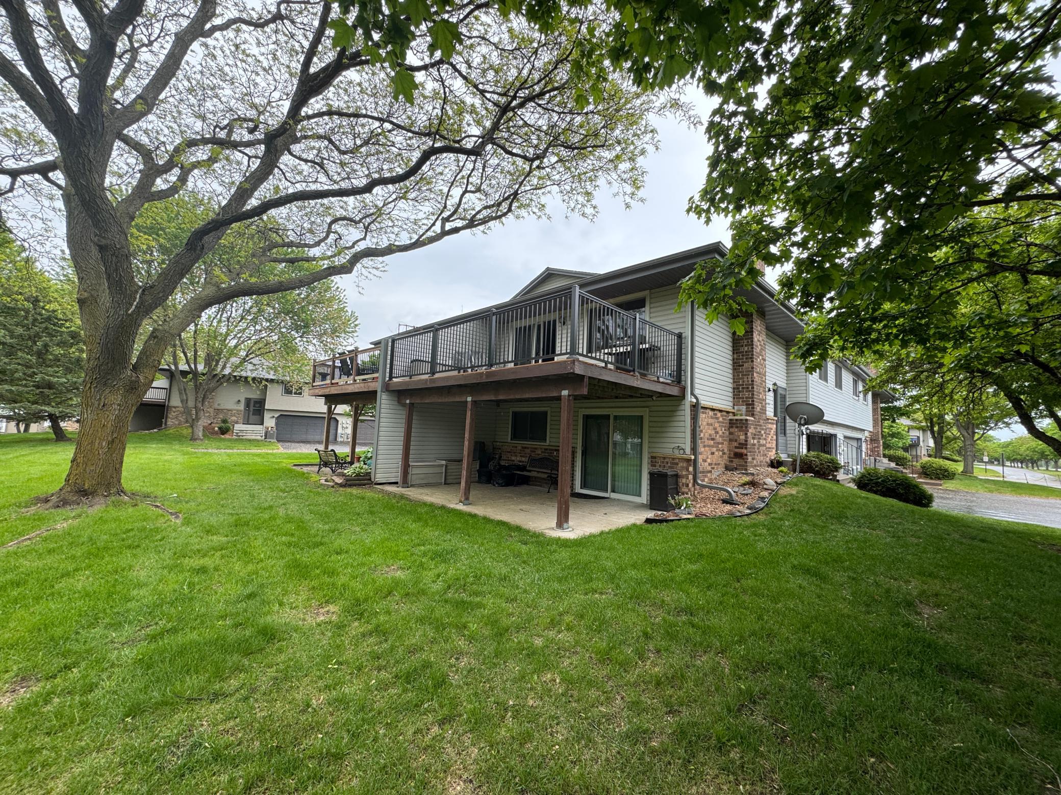 604 Portland Place Burnsville MN 55337