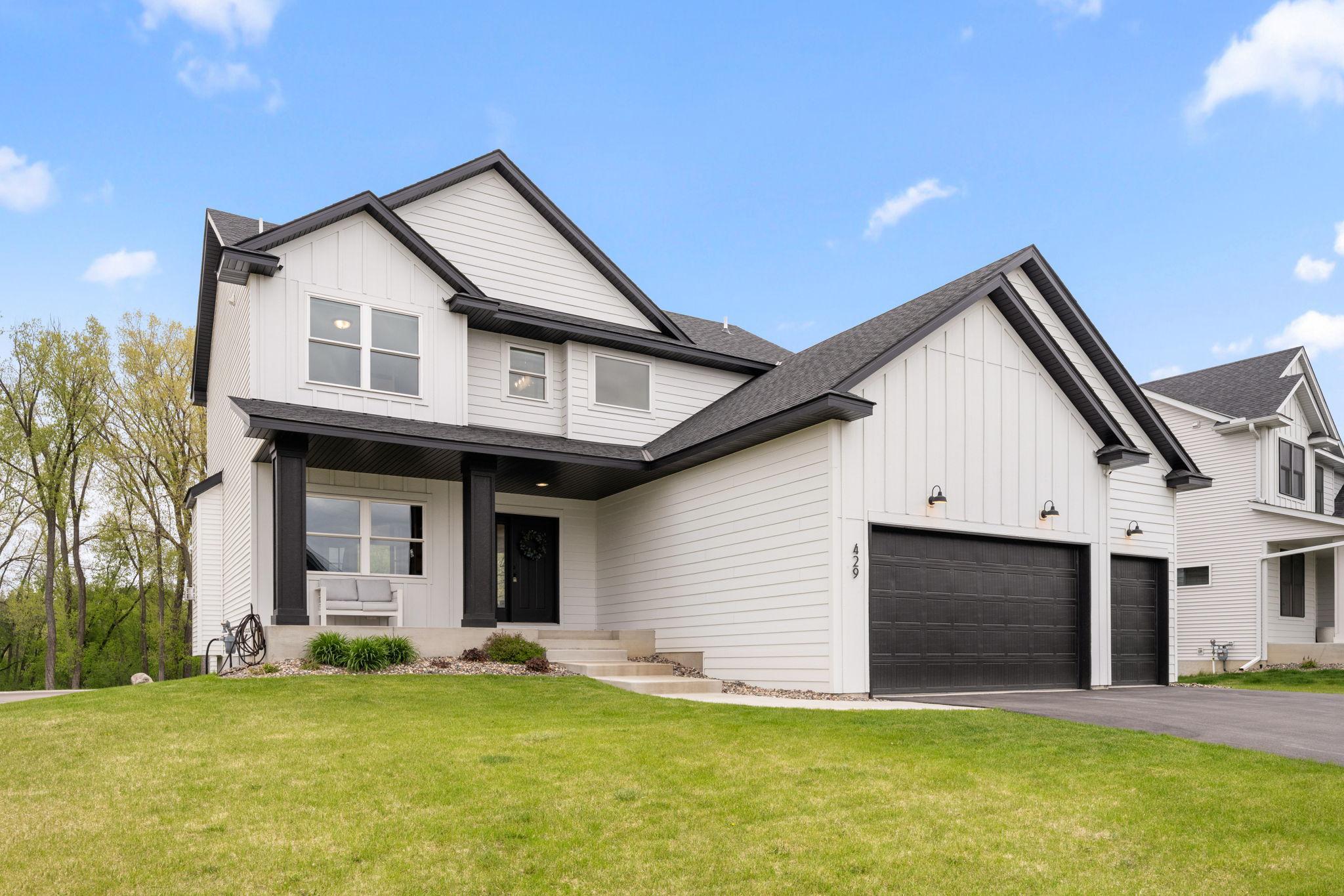 429 Collova Drive Vadnais Heights MN 55127