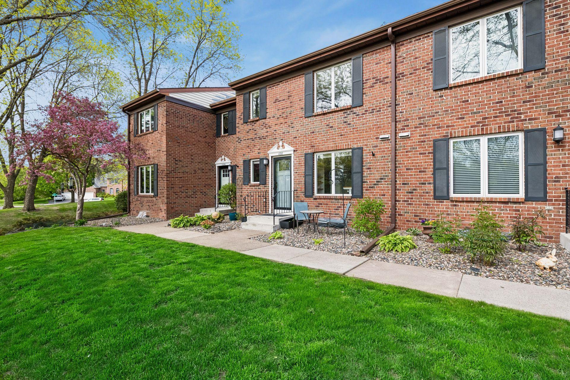 1092 Ivy Hill Drive Mendota Heights MN 55118