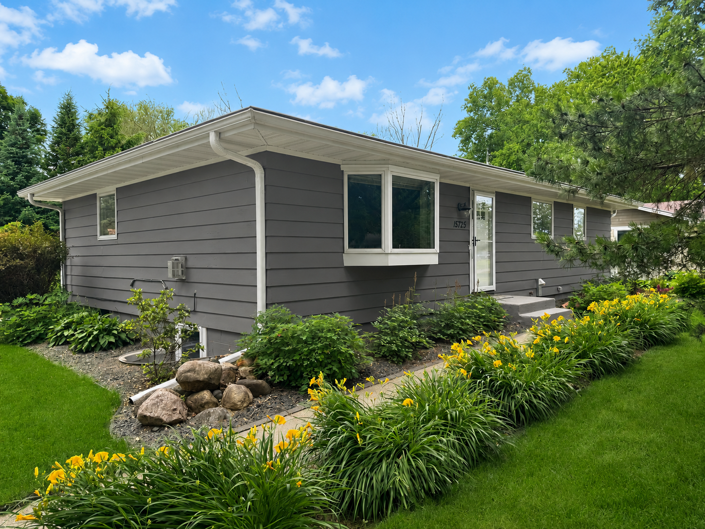 15725 2nd Avenue Plymouth MN 55447